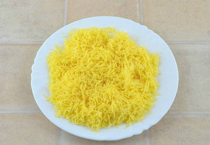 Салат «Мужские грёзы» с говядиной классический