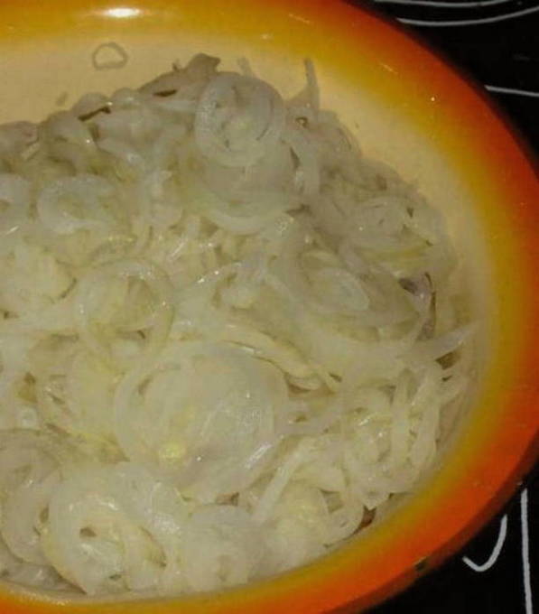 Салат «Мужские грёзы» с говядиной классический