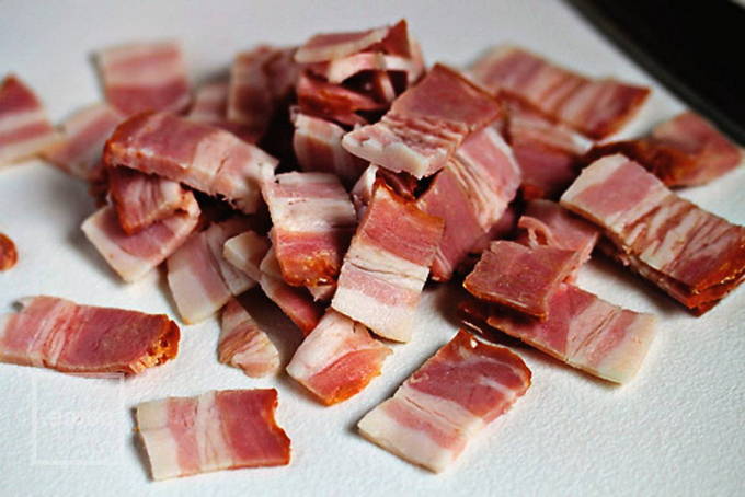 Картофель в беконе в духовке