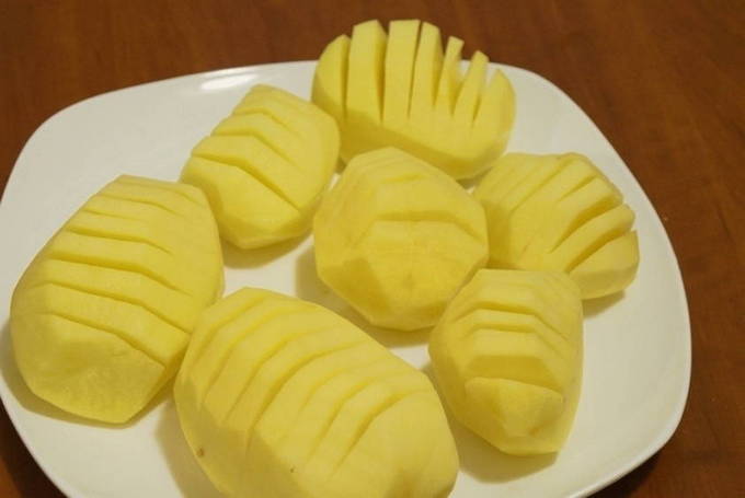 Картофель в беконе в духовке