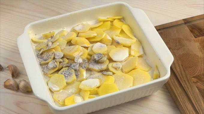 Гратен из картофеля классический Гратен из картофеля классический