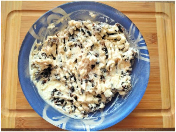 Куриные рулетики с черносливом