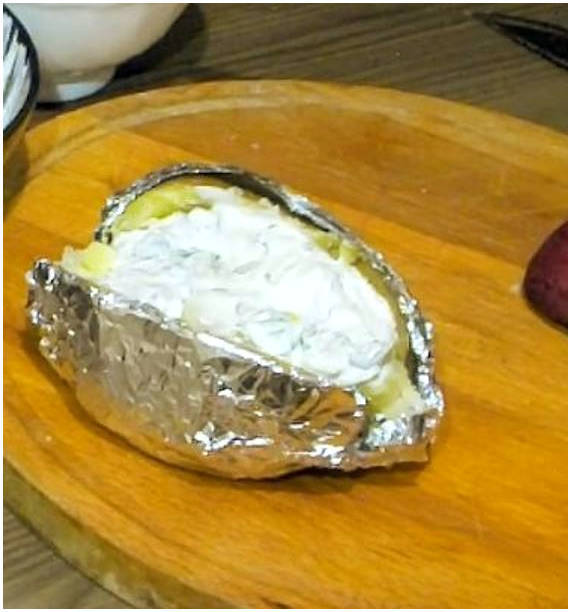 Крошка картошка в фольге в духовке Крошка картошка в фольге в духовке