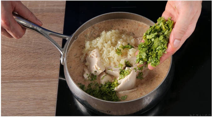Классический сациви из курицы по-грузински Классический сациви из курицы по-грузински