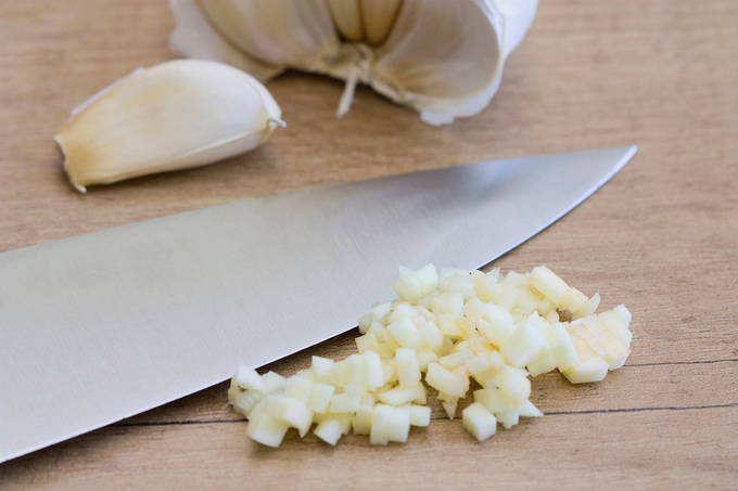 Рулетики из куриной грудки с грибами Рулетики из куриной грудки с грибами
