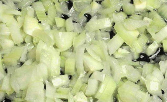 Рулетики из куриной грудки с грибами Рулетики из куриной грудки с грибами