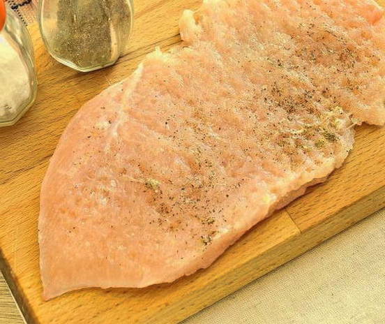Куриные рулетики в беконе в духовке Куриные рулетики в беконе в духовке
