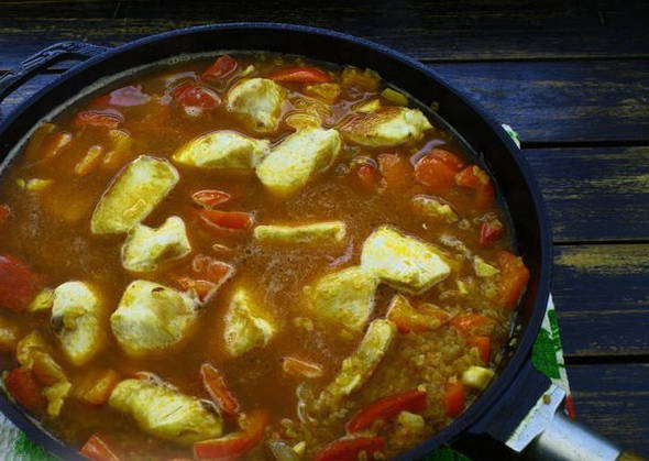 Булгур с курицей и овощами на сковороде Булгур с курицей и овощами на сковороде