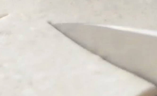 Сырные палочки из слоёного теста в духовке