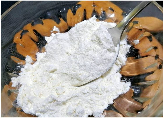 Жидкое тесто для сосисок в тесте на сковороде