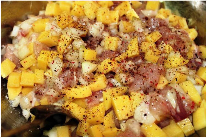 Элеш по-татарски с курицей и картошкой Элеш по-татарски с курицей и картошкой