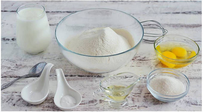 Пирог на кефире с ягодами в духовке