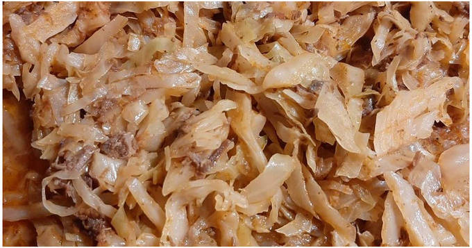 Тушеная капуста с тушенкой в духовке Тушеная капуста с тушенкой в духовке