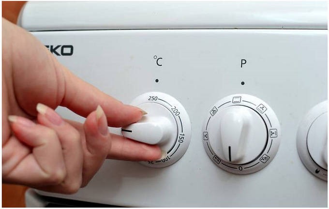 Скумбрия с картошкой и луком в духовке