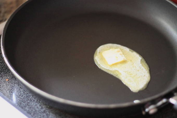 Жареные пельмени с сыром Жареные пельмени с сыром