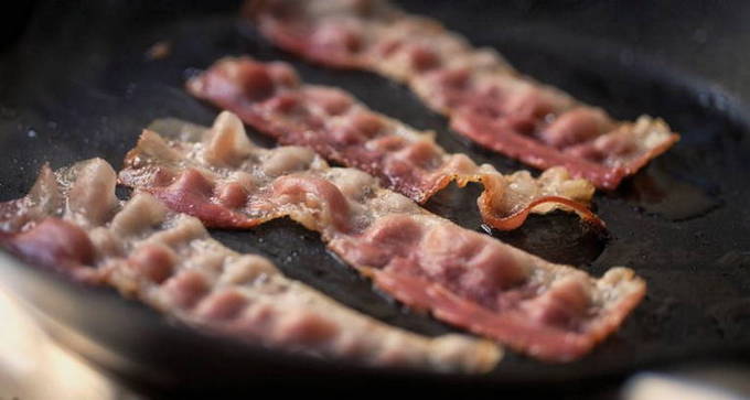 Картошка в беконе в духовке Картошка в беконе в духовке