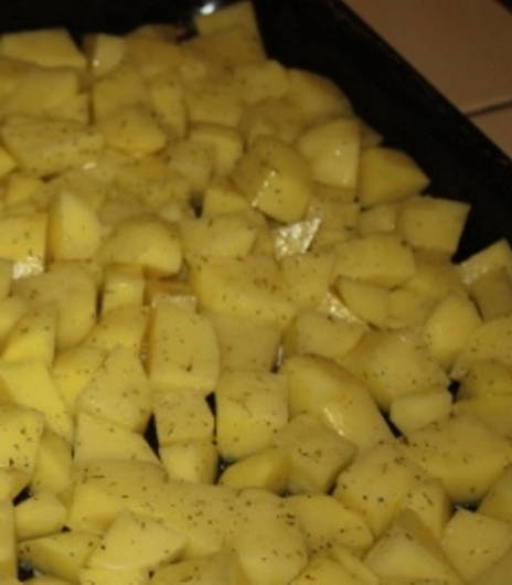 Картофель с беконом в духовке Картофель с беконом в духовке