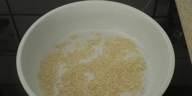 Салат с морской капустой и свежим огурцом