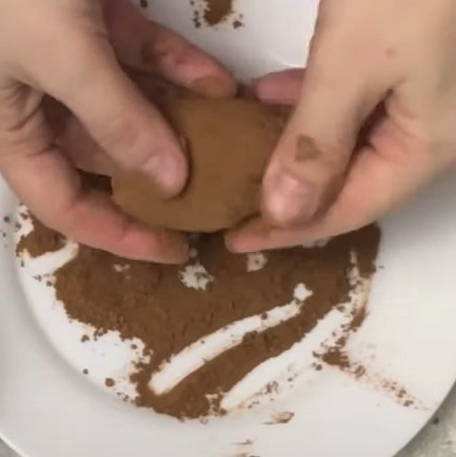 Пирожное картошка из бисквита Пирожное картошка из бисквита