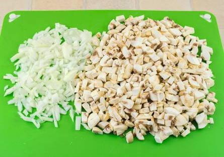 Стожки из фарша с грибами и сыром Стожки из фарша с грибами и сыром