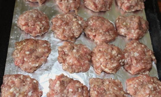 Стожки из фарша с сыром в духовке Стожки из фарша с сыром в духовке