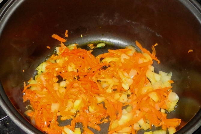 Макароны с мясом в мультиварке Макароны с мясом в мультиварке