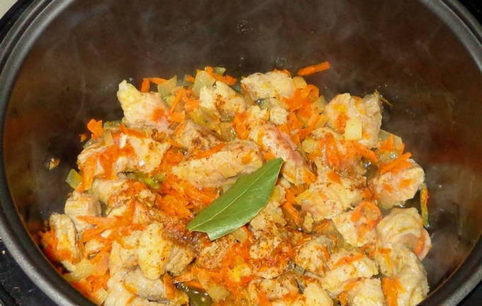 Макароны с мясом в мультиварке Макароны с мясом в мультиварке