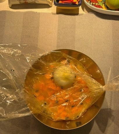 Рис с курицей в рукаве в духовке