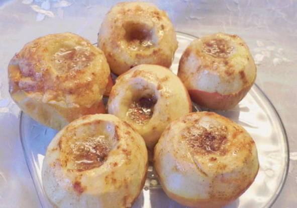 Запеченные яблоки с сахаром в духовке Запеченные яблоки с сахаром в духовке