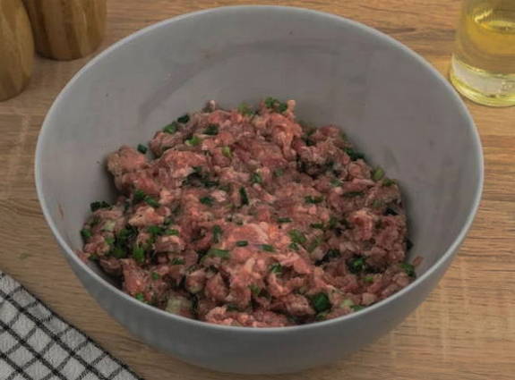 Заливной пирог с мясом в духовке Заливной пирог с мясом в духовке