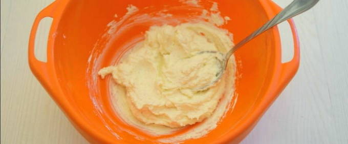 Сырники с манкой в духовке классические