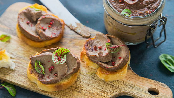 Классический паштет из куриной печени Классический паштет из куриной печени