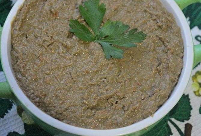 Паштет из говяжьей печени с морковью и луком в домашних условиях Паштет из говяжьей печени с морковью и луком в домашних условиях