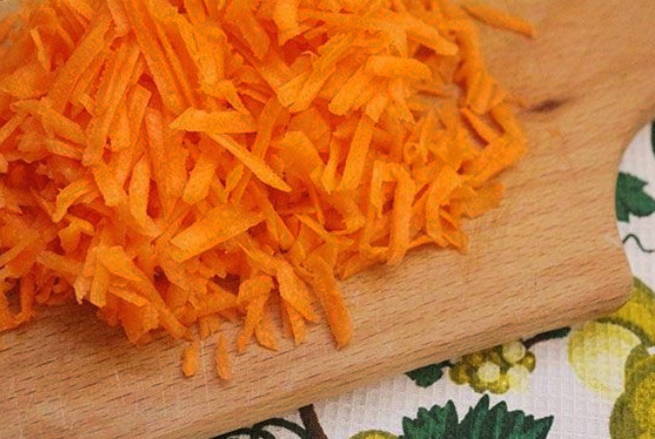 Паштет из говяжьей печени с морковью и луком в домашних условиях Паштет из говяжьей печени с морковью и луком в домашних условиях