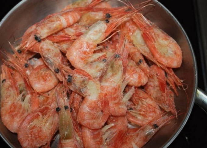 Креветки в устричном соусе