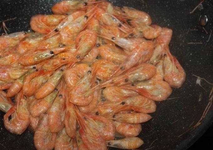 Креветки в устричном соусе