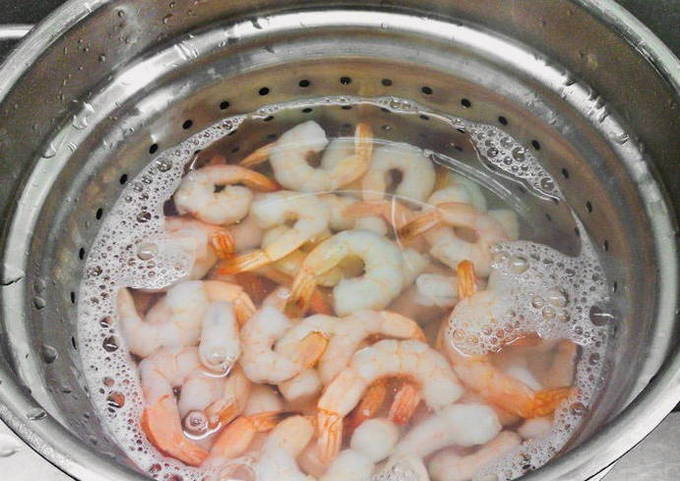 Креветки с макаронами в сливочном соусе