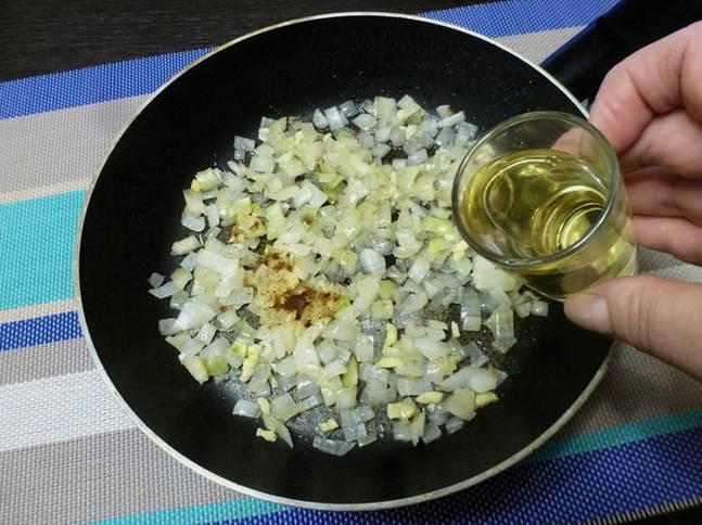 Паштет из куриной печени, запеченный в духовке Паштет из куриной печени, запеченный в духовке
