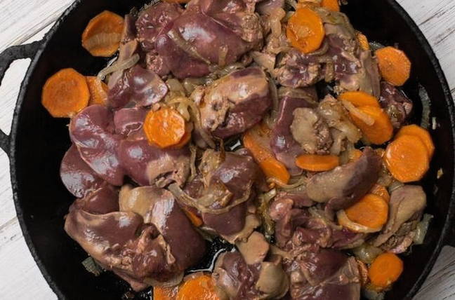 Паштет из куриной печени с морковью Паштет из куриной печени с морковью