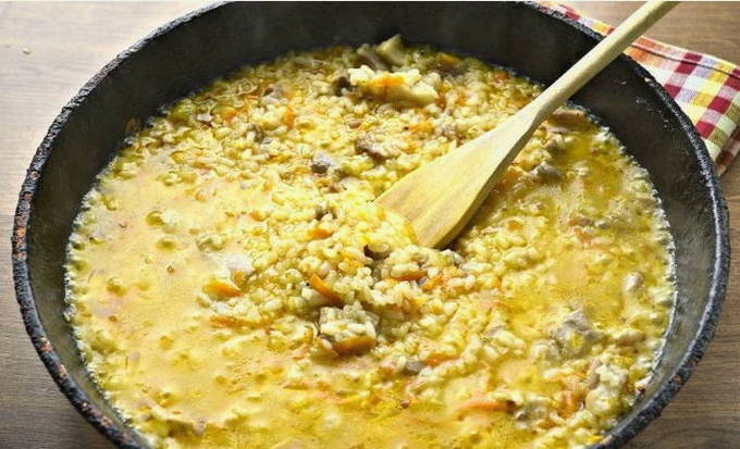Рис с мясом и овощами на сковороде Рис с мясом и овощами на сковороде