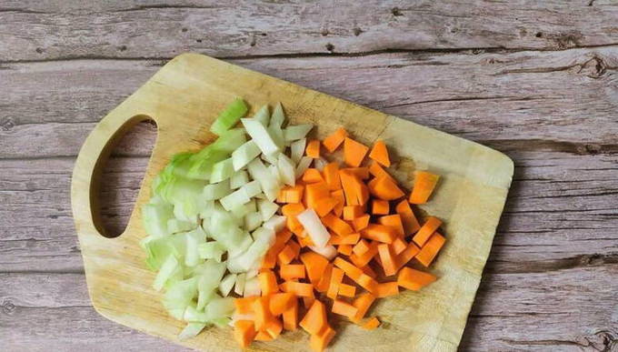 Диетический паштет из куриной печени Диетический паштет из куриной печени
