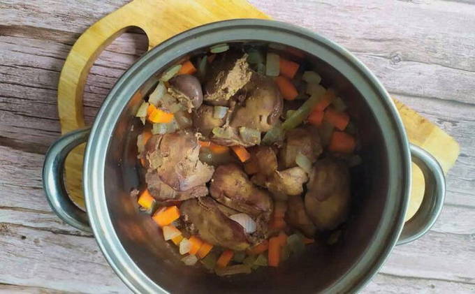 Диетический паштет из куриной печени Диетический паштет из куриной печени