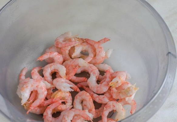 Креветки со спагетти в сливочном соусе