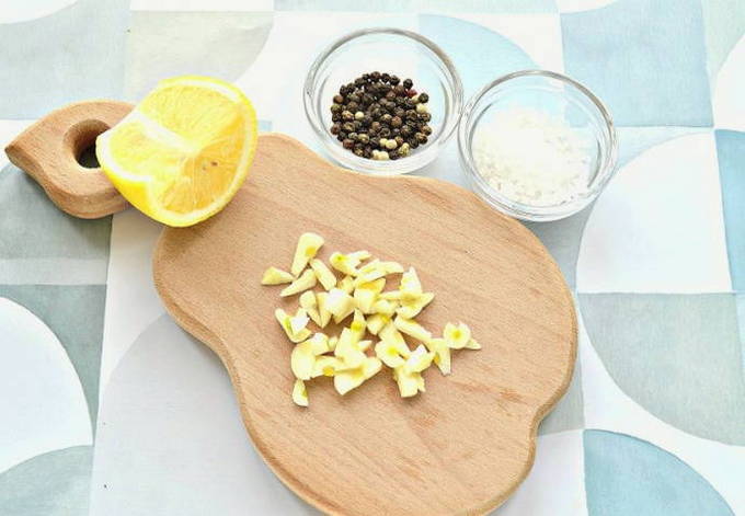 Креветки в соевом соусе на сковороде