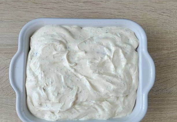 Курица в сметанном соусе в духовке Курица в сметанном соусе в духовке