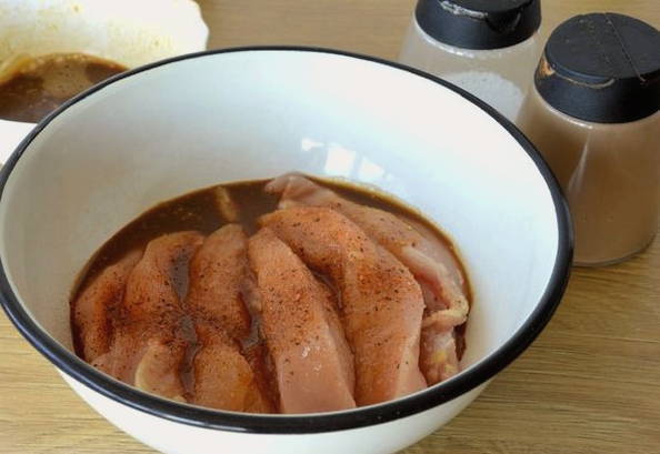 Куриная грудка в беконе в духовке Куриная грудка в беконе в духовке