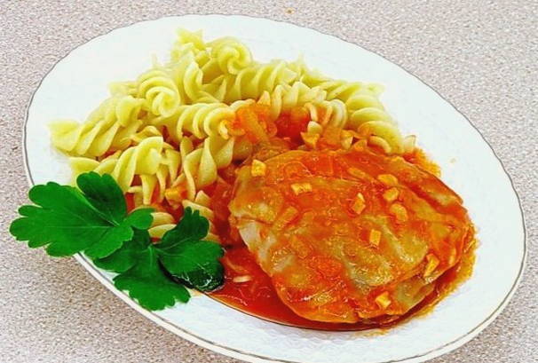 Тушеная курица в мультиварке Тушеная курица в мультиварке