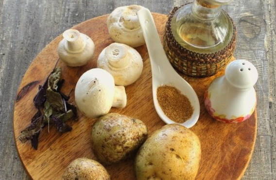 Картофель с грибами в духовке Картофель с грибами в духовке