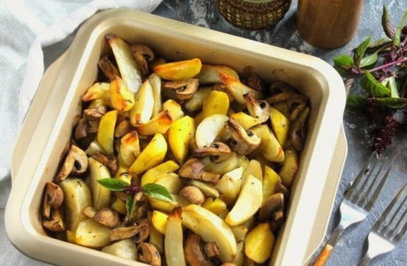 Картофель с грибами в духовке Картофель с грибами в духовке