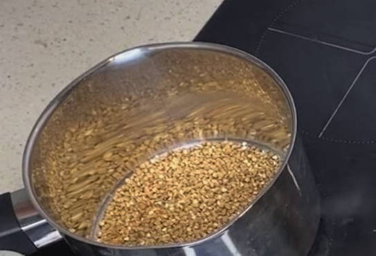 Котлеты из вареной гречки с луком и морковью Котлеты из вареной гречки с луком и морковью